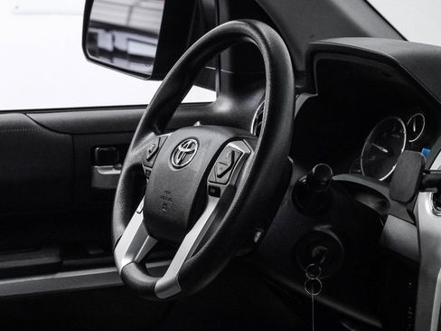 Used 2017 Toyota Tundra SR5 image 16