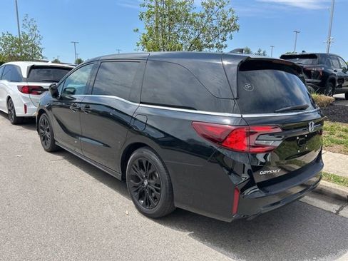 Used 2025 Honda Odyssey Sport-L image 4