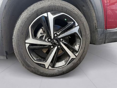 Used 2023 Chevrolet TrailBlazer RS w/ Convenience Package image 3