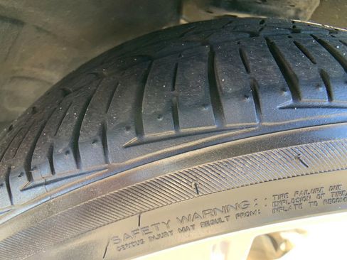 Used 2017 Chevrolet Impala Premier w/ Enhanced Convenience Package image 29