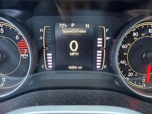 Used 2018 Jeep Cherokee Latitude Plus image 11