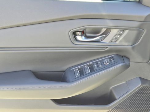 Certified 2025 Honda Accord Sport image 32