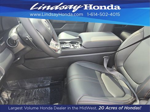 New 2025 Honda Pilot TrailSport image 4