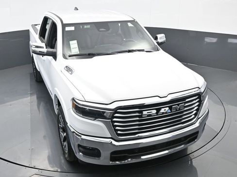 Used 2025 RAM 1500 Laramie image 37