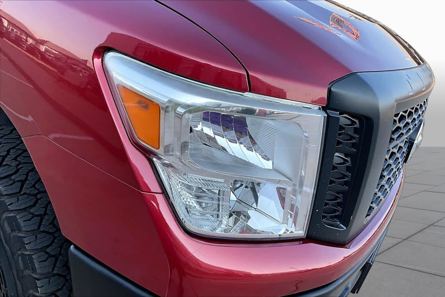 Used 2018 Nissan Titan S w/ S Utility Package AWD/4WD image 30