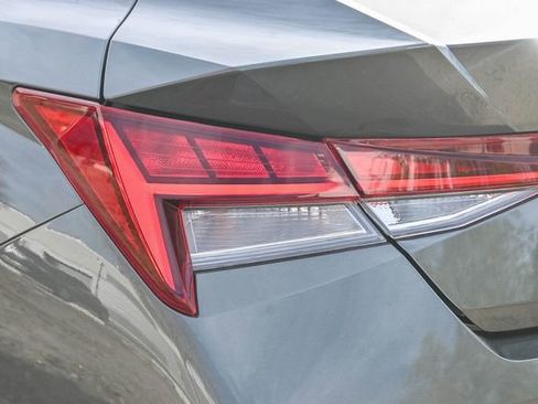 New 2026 Hyundai Elantra Limited image 11