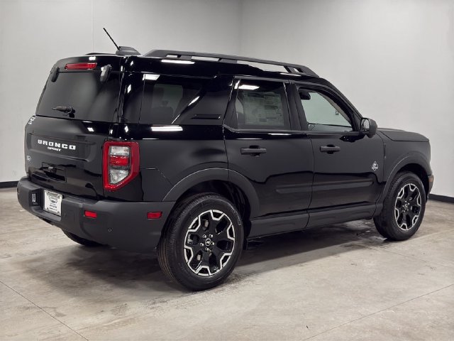 Used 2026 Ford Bronco Sport Outer Banks w/ Outer Banks Tech Package+ AWD/4WD image 8