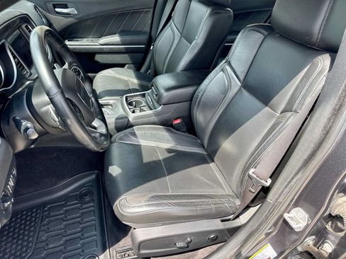 Used 2018 Dodge Charger GT AWD/4WD image 16