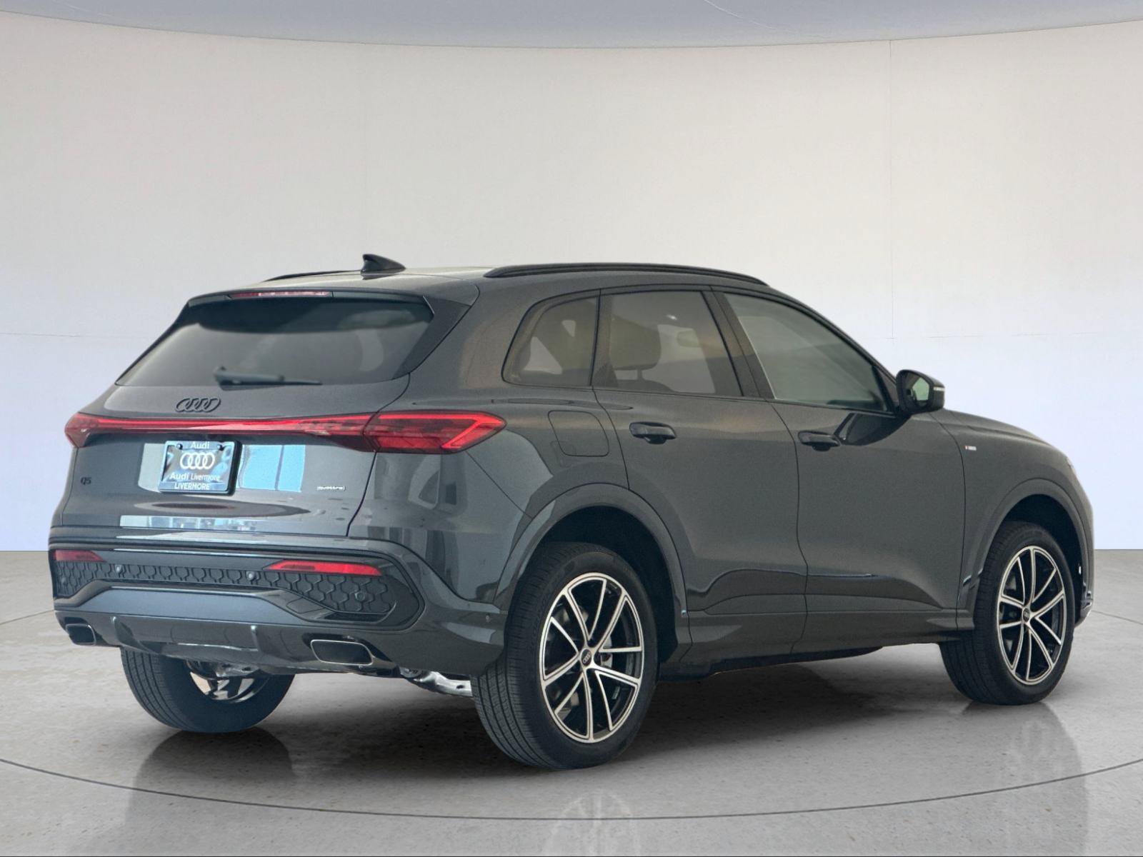 New 2026 Audi Q5 Premium AWD/4WD image 6