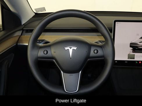 Used 2023 Tesla Model Y Long Range AWD/4WD image 7