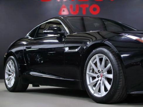 Used 2017 Jaguar F-TYPE Coupe image 4