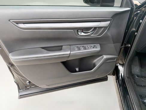 Used 2025 Honda CR-V EX image 17