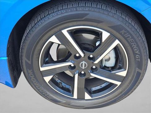 Certified 2024 Nissan Sentra SV FWD image 24