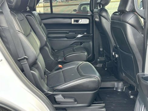 Used 2020 Ford Explorer ST w/ Premium Technology Package image 7