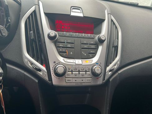 Used 2011 GMC Terrain SLE image 17