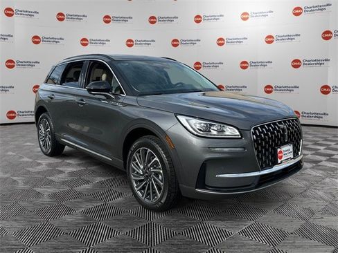 New 2025 Lincoln Corsair Reserve image 7