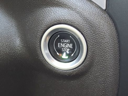 Used 2019 GMC Sierra 1500 SLT image 23