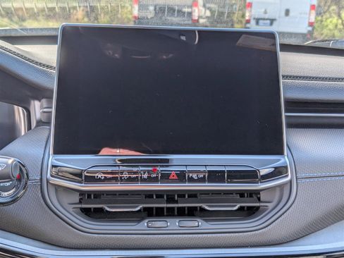 New 2025 Jeep Compass Limited w/ High Altitude Package image 22