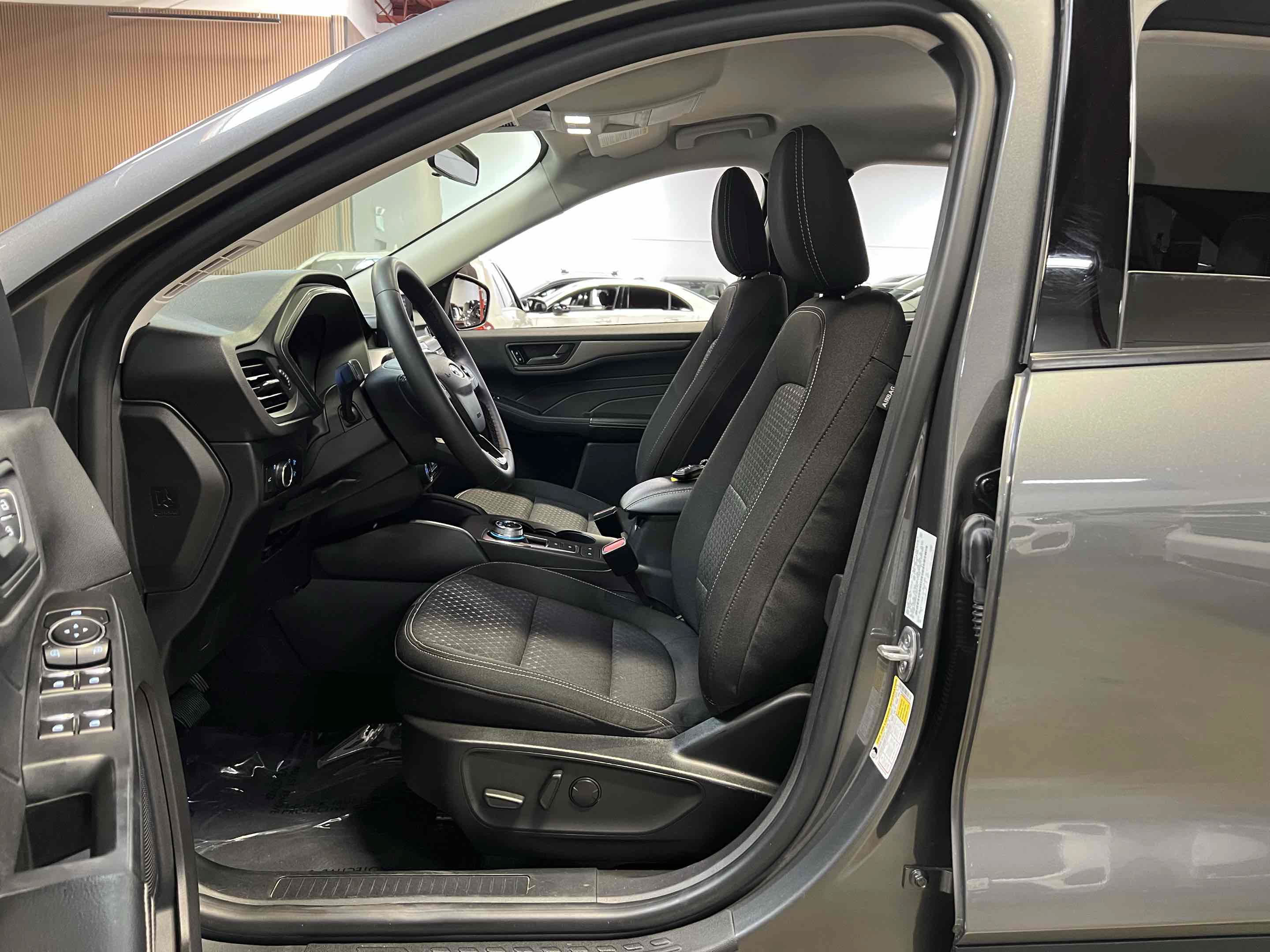 Used 2023 Ford Escape Active FWD image 74