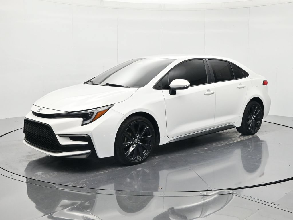 Used 2023 Toyota Corolla SE FWD image 1