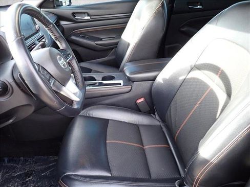 Used 2020 Nissan Altima 2.5 SR image 10