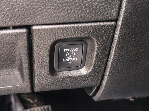 Used 2022 RAM 3500 Limited AWD/4WD image 56