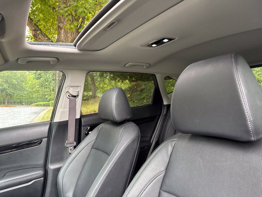 Used 2025 Kia Seltos EX w/ EX Sunroof Package FWD image 8