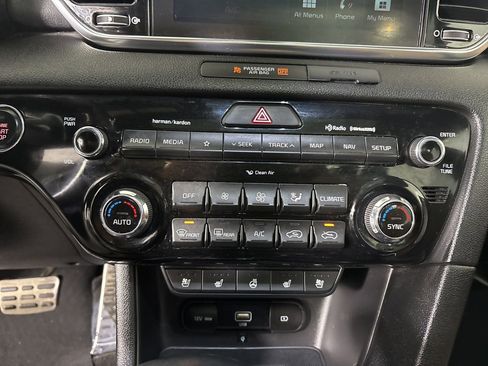 Used 2022 Kia Sportage SX image 18