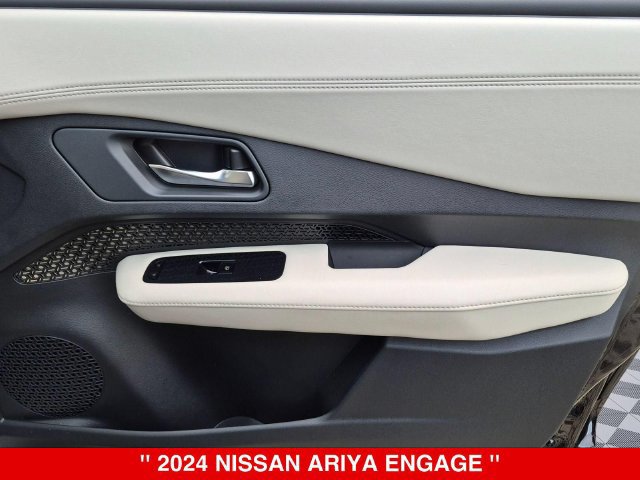Used 2024 Nissan Ariya AWD image 36