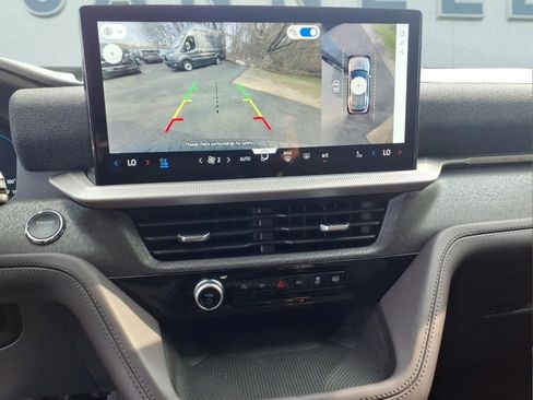 New 2026 Ford Explorer Platinum AWD/4WD image 13