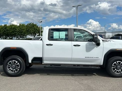 Used 2022 GMC Sierra 3500 Pro w/ Fleet Convenience Package image 2