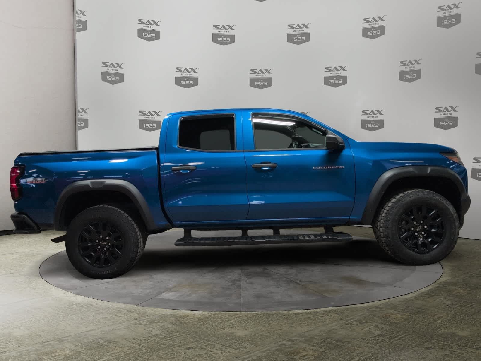 Used 2023 Chevrolet Colorado Trail Boss AWD/4WD image 6