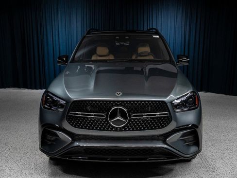 New 2026 Mercedes-Benz GLE 450 4MATIC image 2