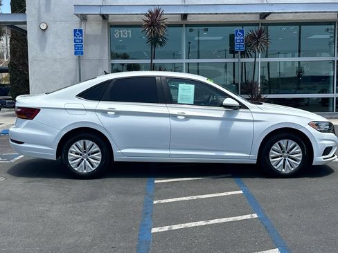 Used 2019 Volkswagen Jetta S w/ Driver Assistance Package FWD image 3