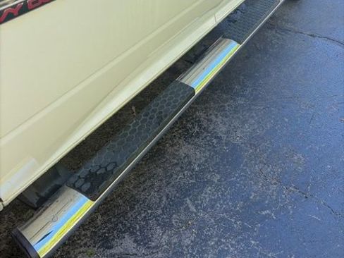 Used 2017 RAM 2500 Tradesman w/ Chrome Appearance Group image 12