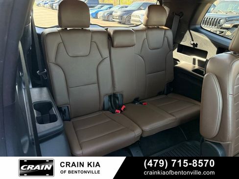 Used 2020 Kia Telluride SX w/ SX Prestige Package image 32