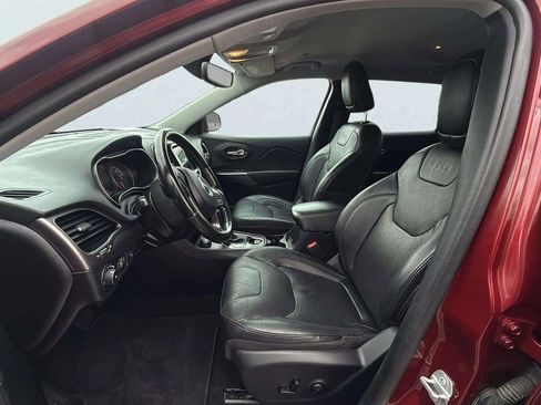 Used 2020 Jeep Cherokee Limited AWD/4WD image 14