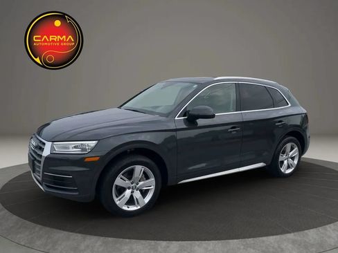 Used 2019 Audi Q5 2.0T Premium w/ Convenience Package AWD/4WD image 2