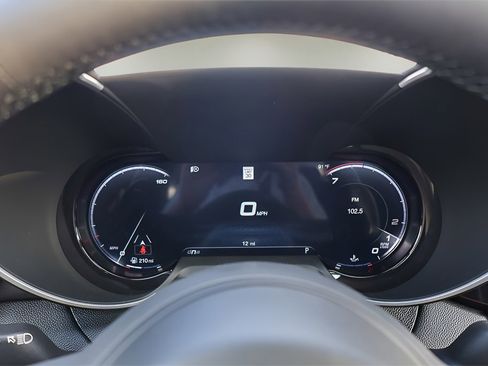 New 2025 Alfa Romeo Giulia Base image 11