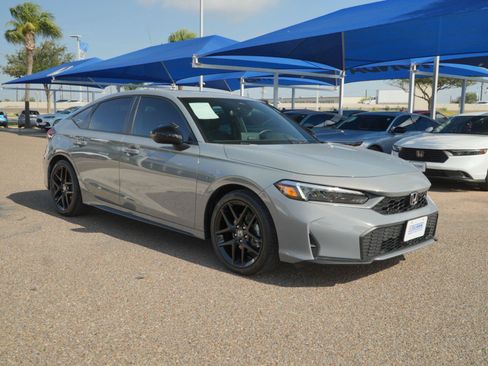 Used 2025 Honda Civic Sport image 3