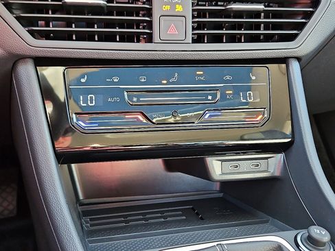 New 2026 Volkswagen Jetta SE image 15