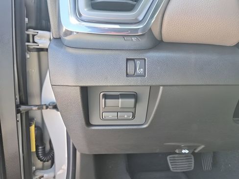 New 2026 GMC Canyon Denali image 32