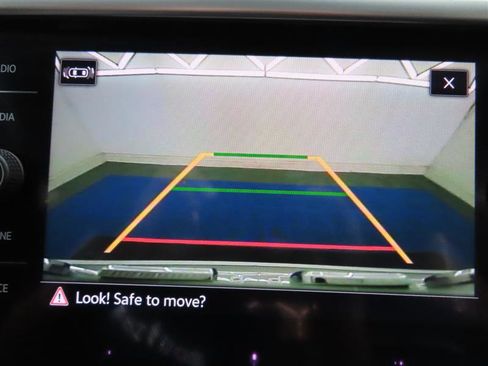 Used 2023 Volkswagen Arteon SEL w/ Arteon MDO Package image 28