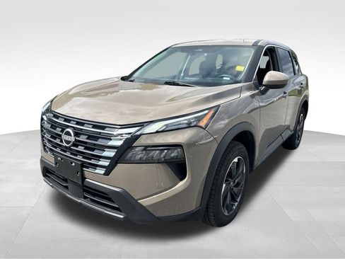 Used 2025 Nissan Rogue SV AWD/4WD image 1