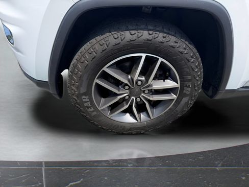 Used 2020 Jeep Grand Cherokee Laredo w/ Quick Order Package 2BN North AWD/4WD image 9
