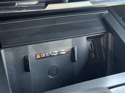 New 2026 GMC Hummer EV 4x4 Crew Cab image 25