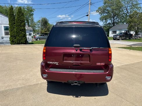 Used 2004 GMC Envoy XL SLE AWD/4WD image 7