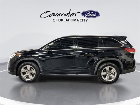 Used 2018 Toyota Highlander Limited image 5
