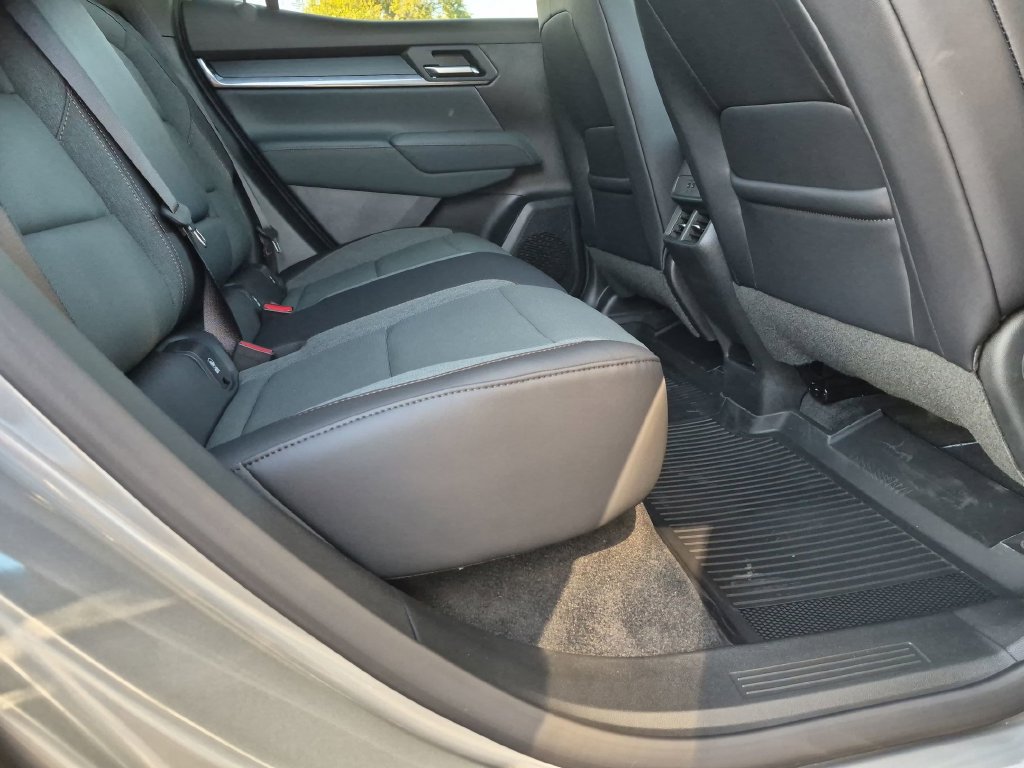 New 2027 GMC Terrain AT4 w/ Technology Package II AWD/4WD image 24