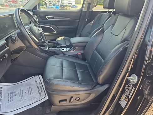 Used 2023 Kia Telluride EX AWD/4WD image 3